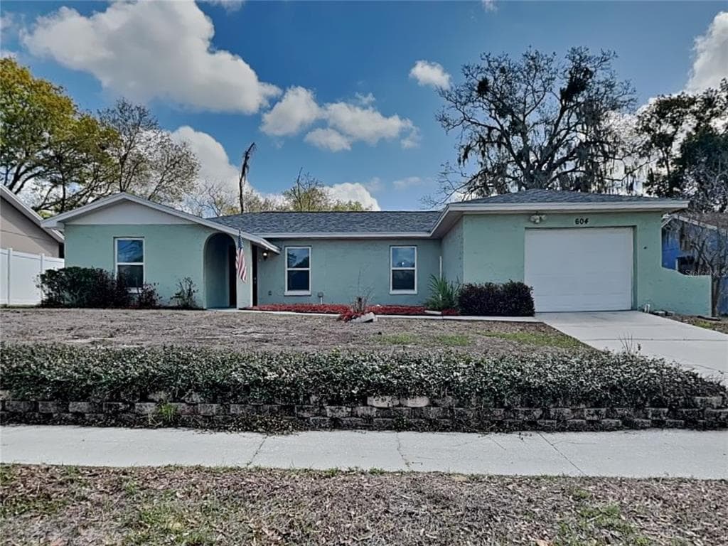 604 BARKFIELD LOOP BRANDON, FL 33511