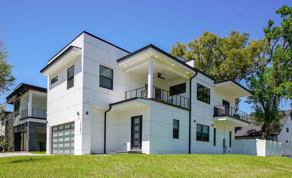 3201 W NASSAU STREET TAMPA, FL 33607