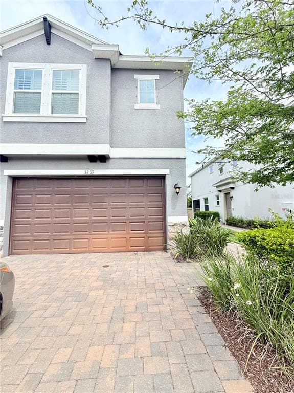 3237 PAINTED BLOSSOM COURT LUTZ, FL 33558