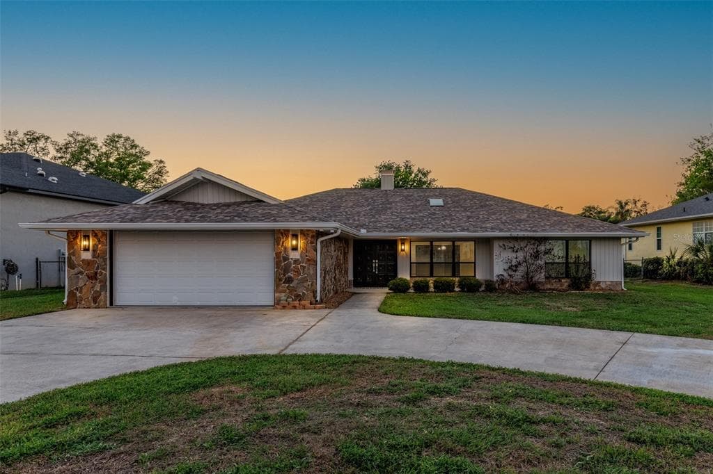 5012 S DEEP WATER POINT HOMOSASSA, FL 34448