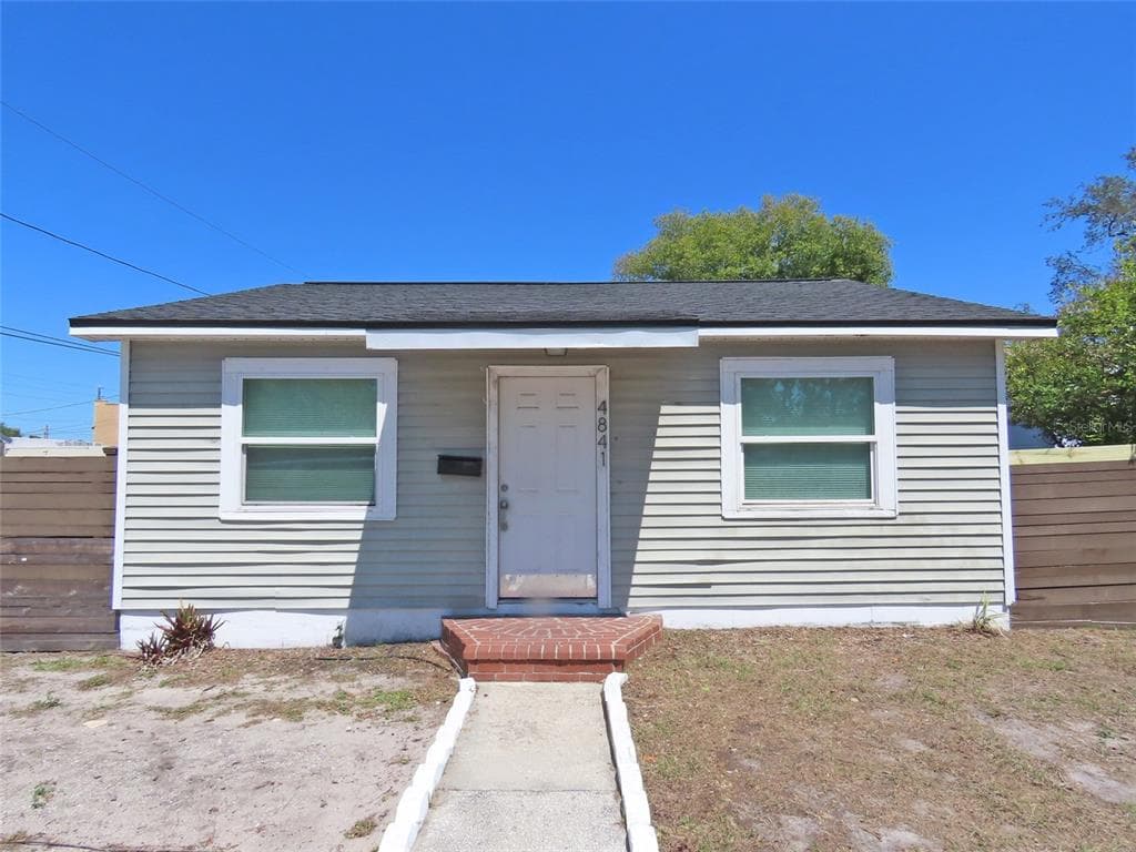 4841 EMERSON AVENUE S ST PETERSBURG, FL 33711