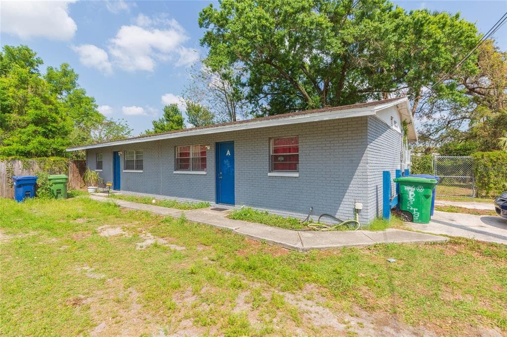 1524 E ESKIMO AVENUE UNIT A TAMPA, FL 33604