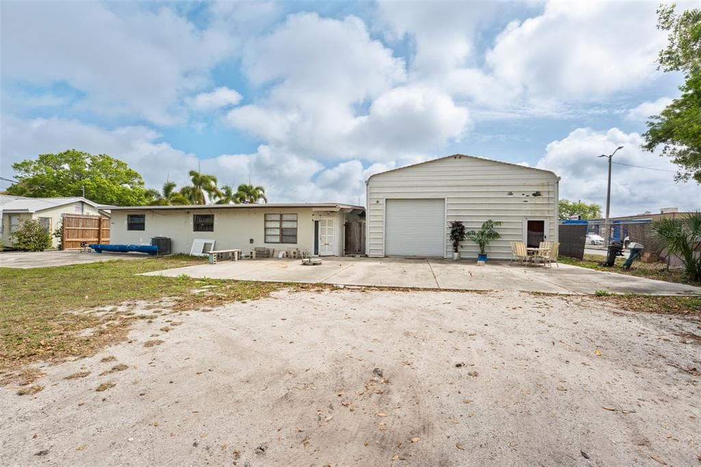5201 66TH WAY N ST PETERSBURG, FL 33709