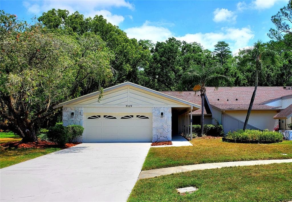 3529 TANGLEWOOD TRAIL PALM HARBOR, FL 34685