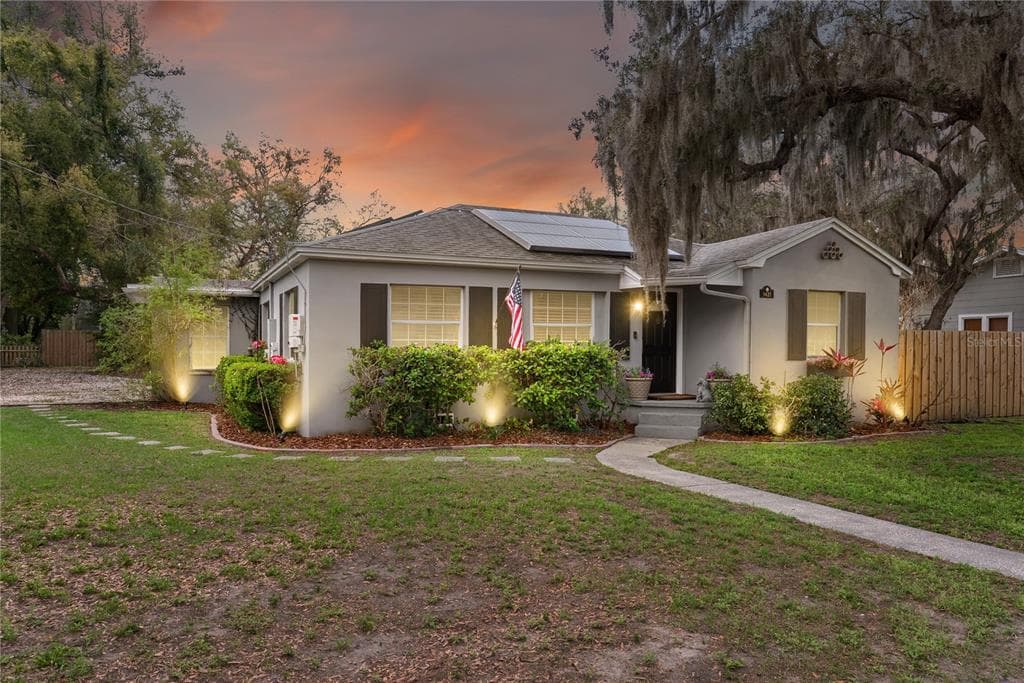 1421 E HANNA AVENUE TAMPA, FL 33604