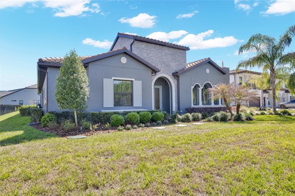 17904 LINDEN COMMON COURT