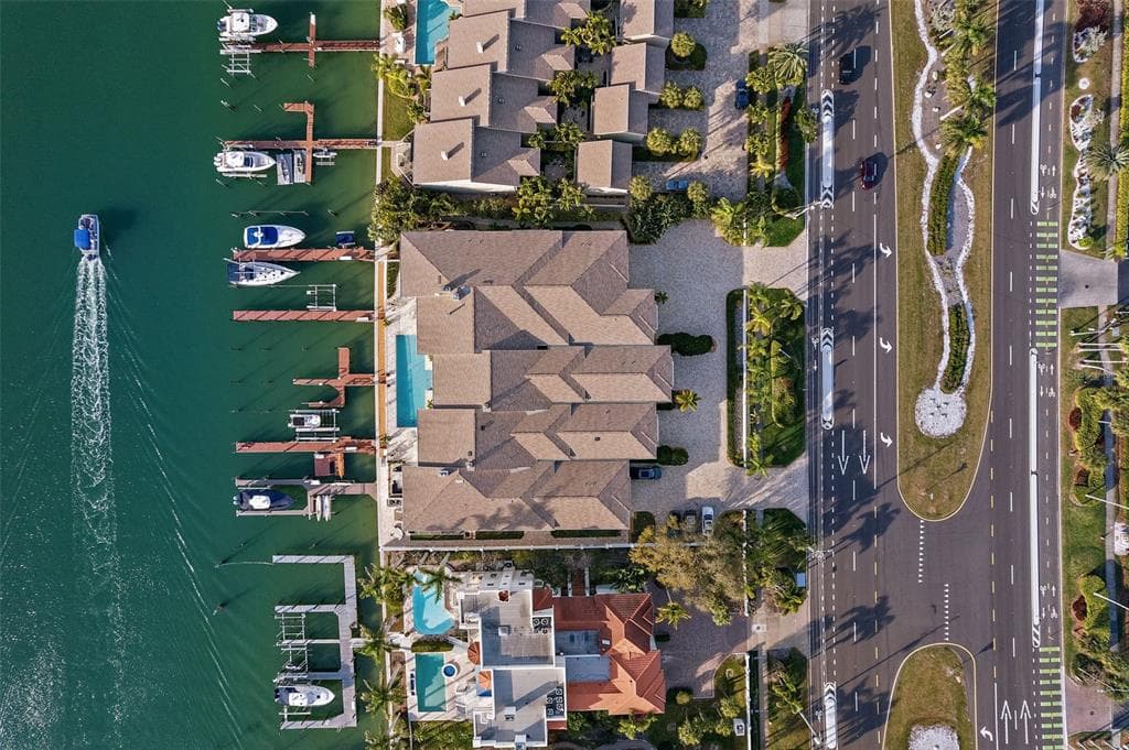830 PINELLAS BAYWAY S TIERRA VERDE, FL 33715