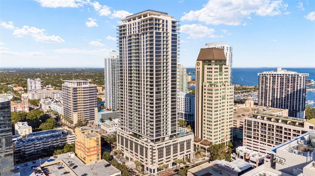 275 1ST AVENUE UNIT 3507 ST PETERSBURG, FL 33701