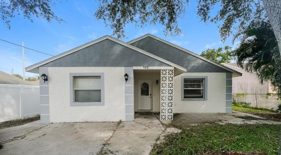 505 E MORGAN STREET TARPON SPRINGS, FL 34689