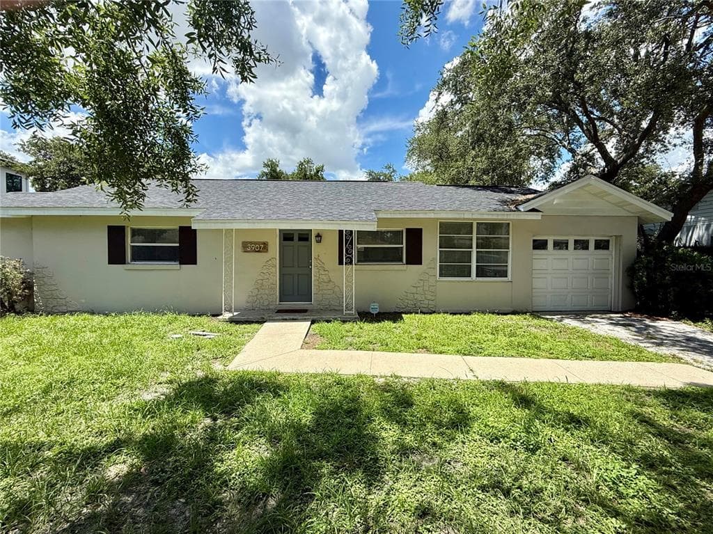 3907 W MULLEN AVENUE TAMPA, FL 33609