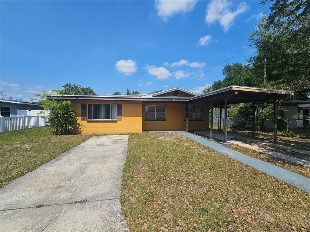 2412 KIWANIS AVENUE LAKELAND, FL 33801