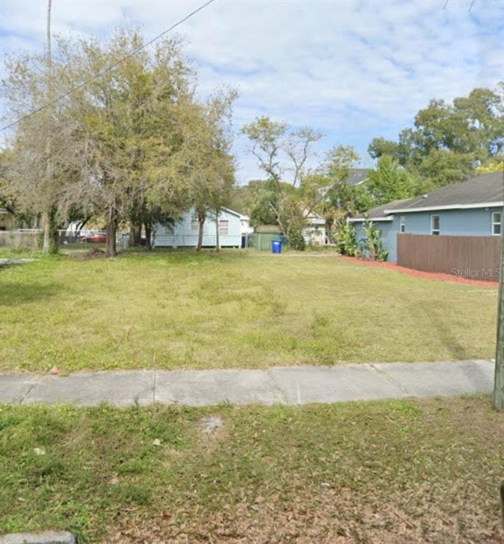 2133 W SPRUCE STREET TAMPA, FL 33607