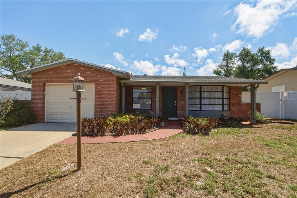 10299 110TH WAY LARGO, FL 33778