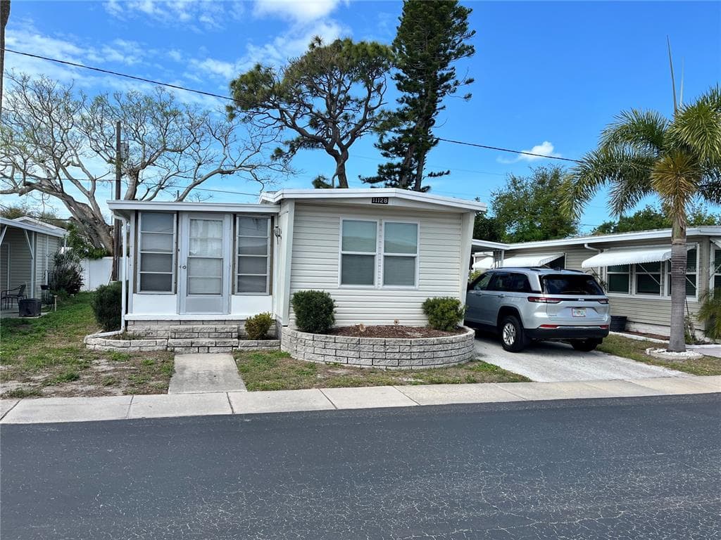 11128 102ND WAY UNIT 225 LARGO, FL 33773