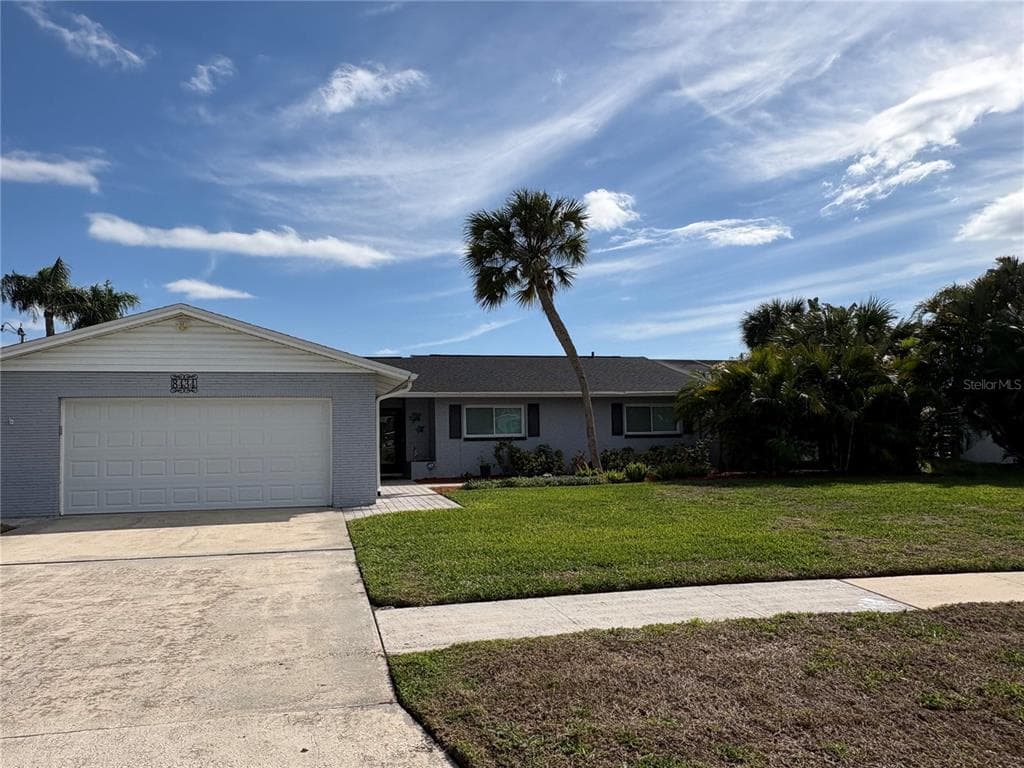 8434 BOXWOOD DRIVE TAMPA, FL 33615