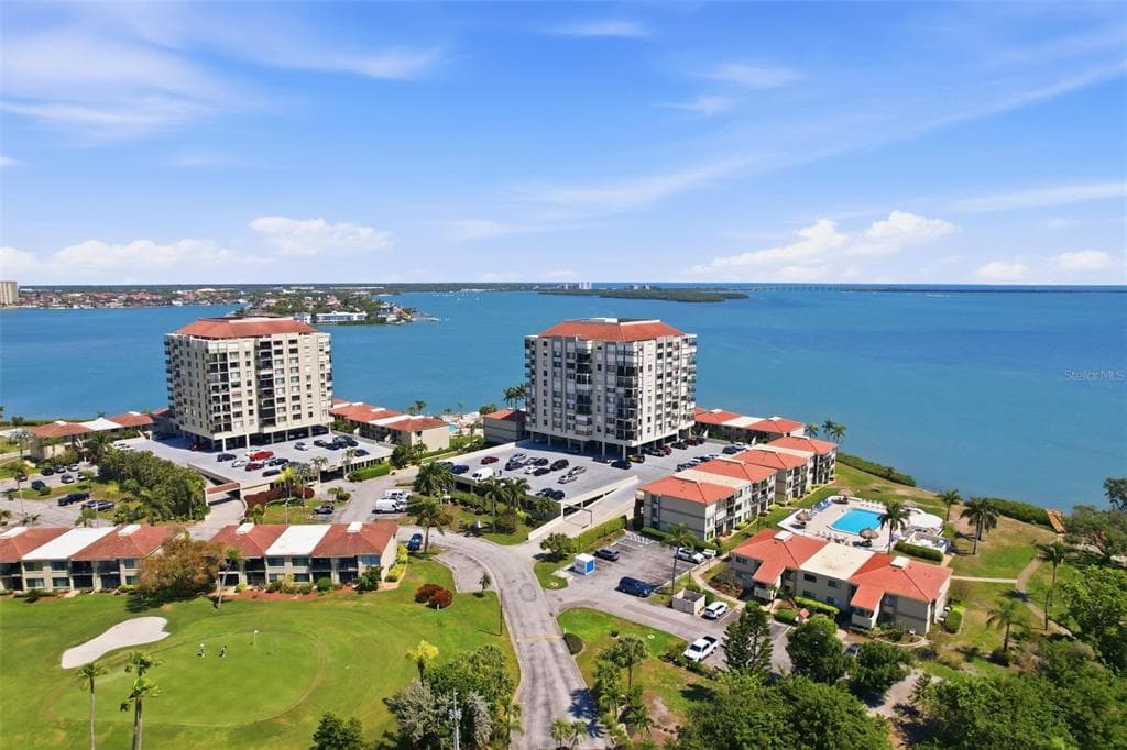 6372 PALMA DEL MAR BOULEVARD S UNIT 1207 ST PETERSBURG, FL 33715