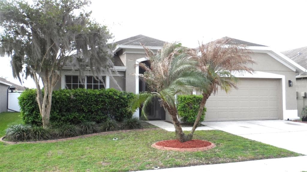 31354 KIRKSHIRE COURT WESLEY CHAPEL, FL 33543