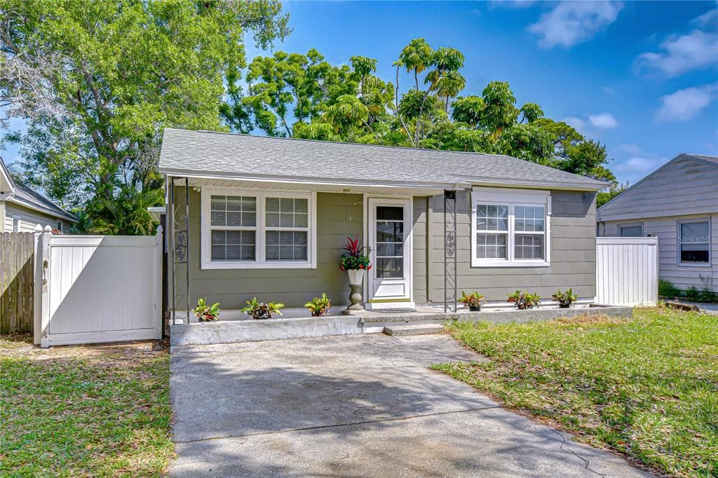 5119 6TH AVENUE N ST PETERSBURG, FL 33710