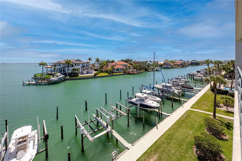363 PINELLAS BAYWAY S UNIT 48