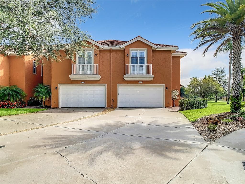 6818 SOMBRAS WAY LAND O LAKES, FL 34637