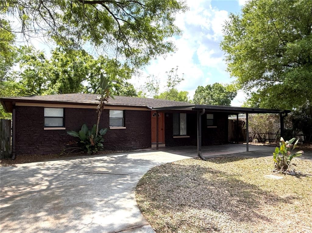 2617 E 111TH AVENUE TAMPA, FL 33612