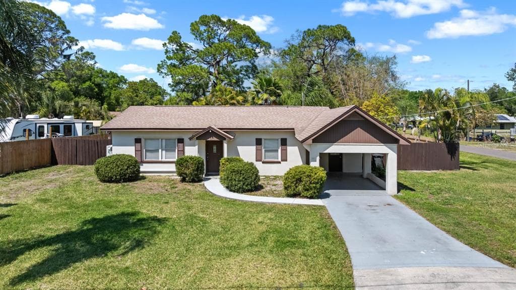 301 5TH AVENUE NW RUSKIN, FL 33570