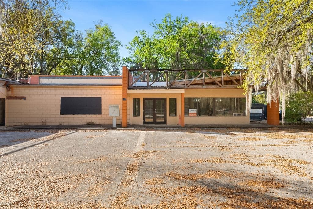 519 NW 10TH AVENUE GAINESVILLE, FL 32601
