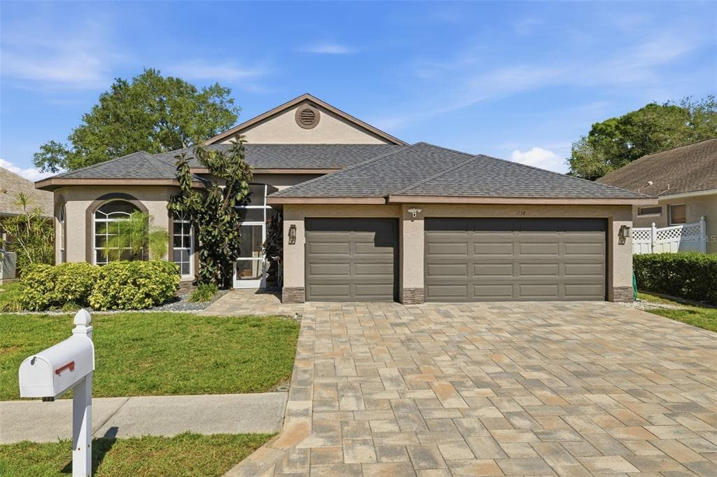 1754 WOOD BROOK STREET TARPON SPRINGS, FL 34689