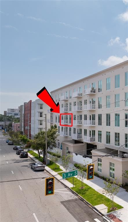 600 3RD AVENUE S UNIT 307 ST PETERSBURG, FL 33701