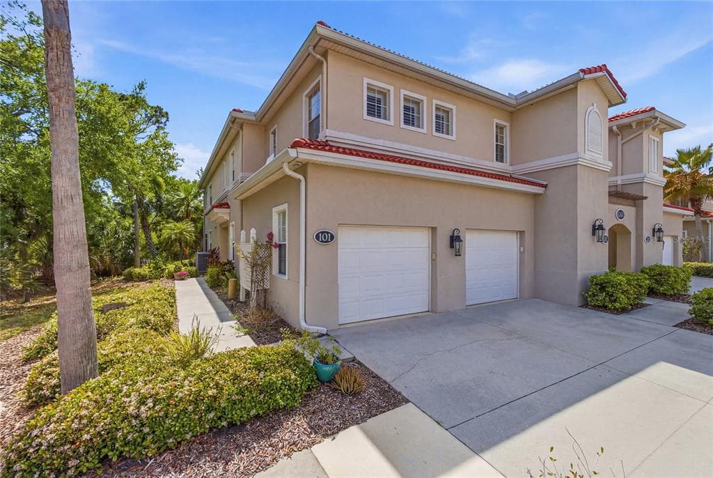 4000 IBIS WAY UNIT 101