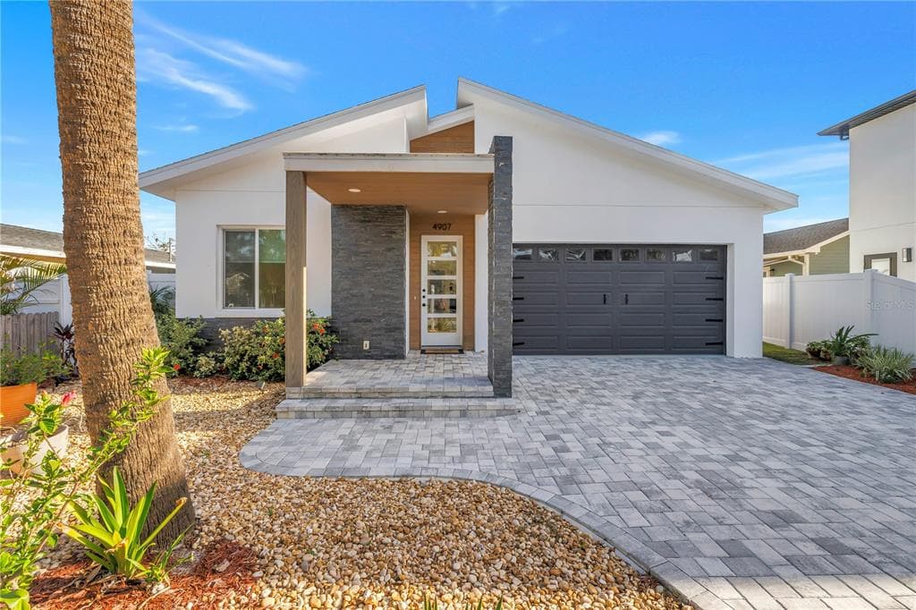 4907 15TH AVENUE N ST PETERSBURG, FL 33710