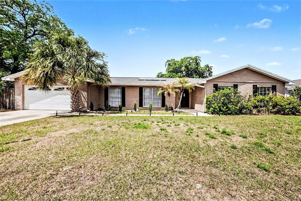 208 DONATELLO DRIVE BRANDON, FL 33511