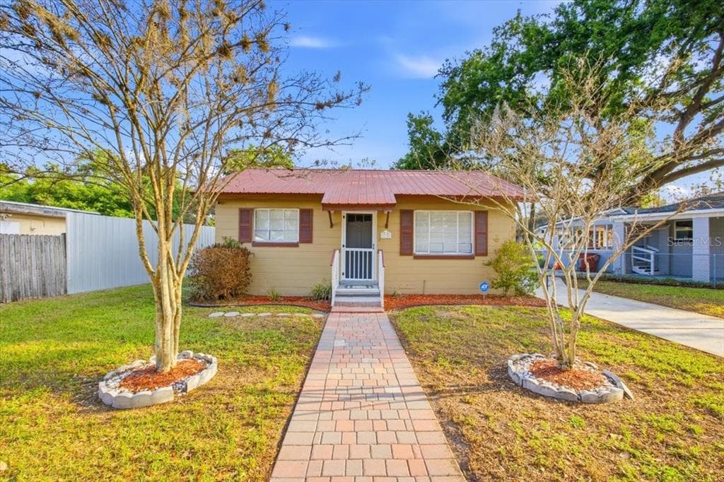 13 EUCLID DR PLANT CITY, FL 33563