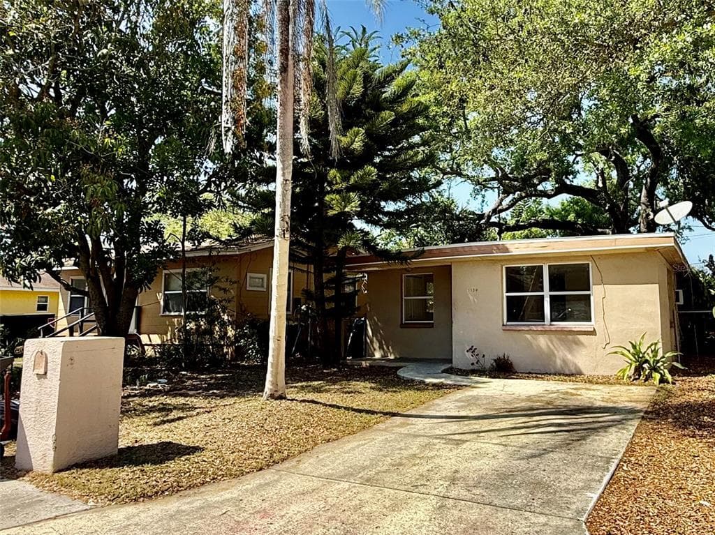 1134 ENGMAN STREET CLEARWATER, FL 33755