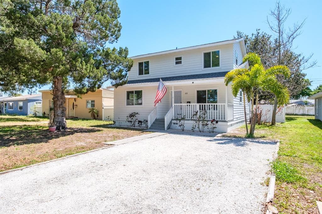 4228 37TH AVENUE N ST PETERSBURG, FL 33713