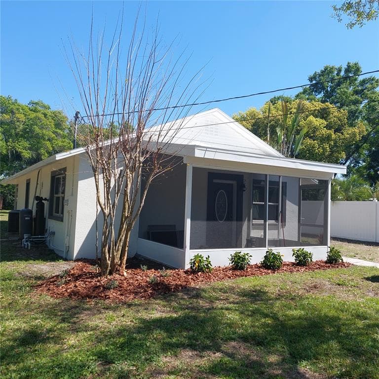 16810 WHIRLEY ROAD LUTZ, FL 33558