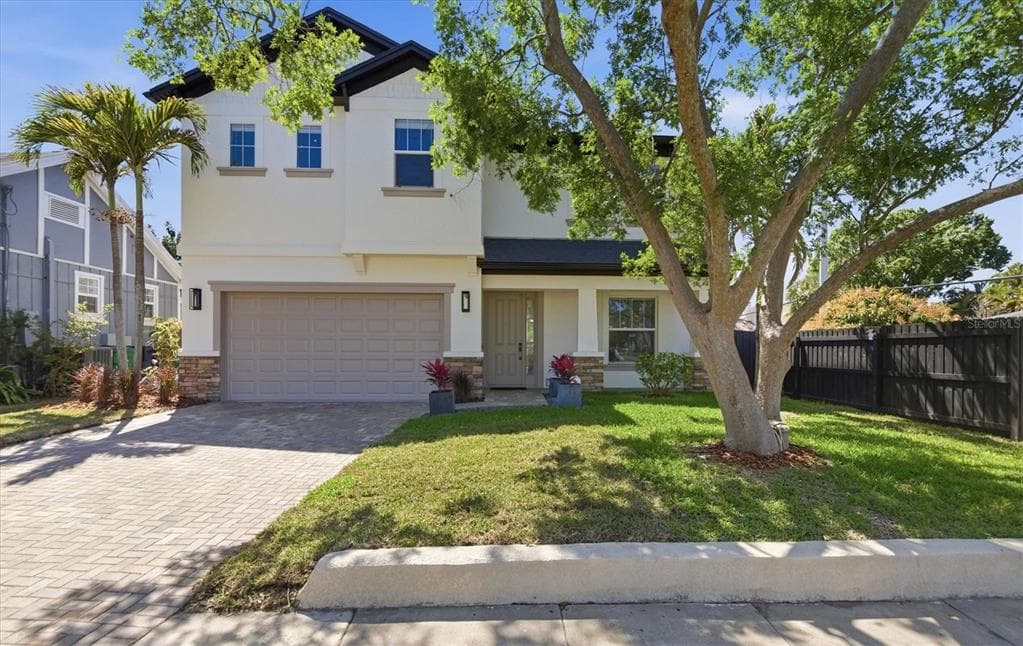 3824 W SANTIAGO STREET TAMPA, FL 33629