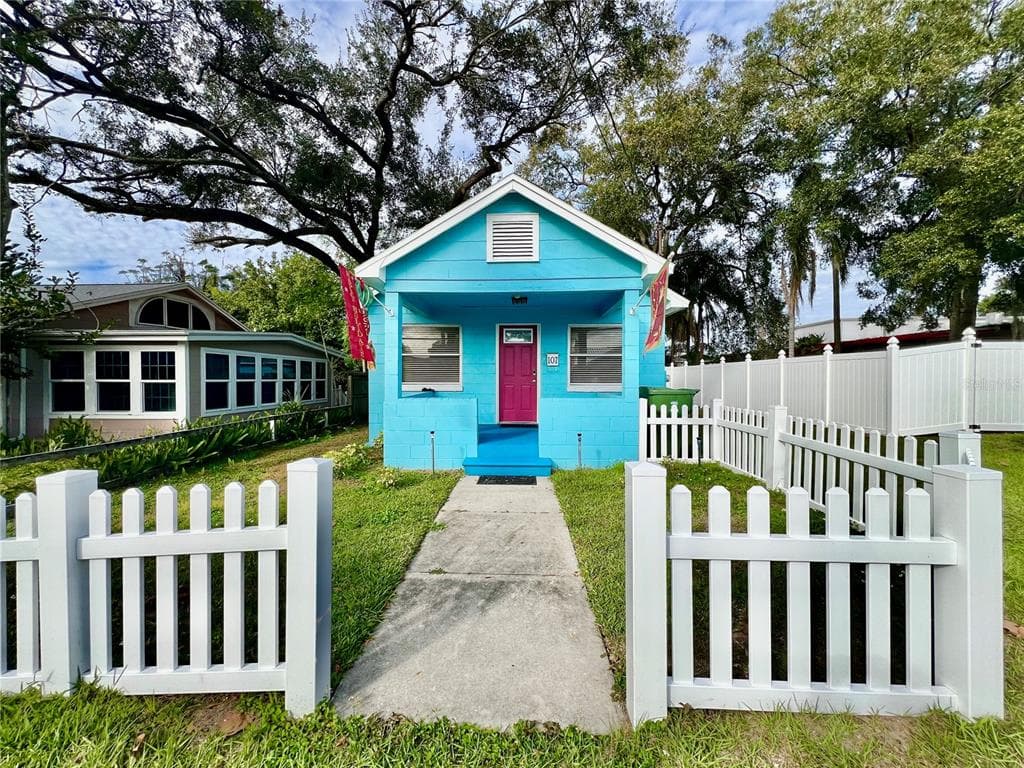 107 W MINNEHAHA STREET TAMPA, FL 33604