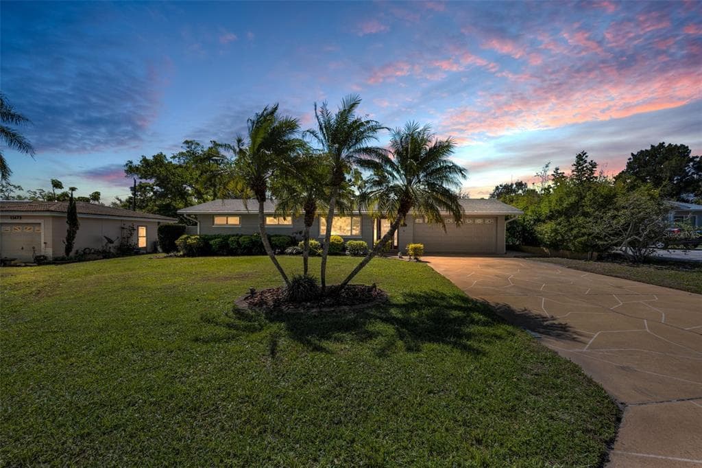 11490 84TH AVENUE SEMINOLE, FL 33772