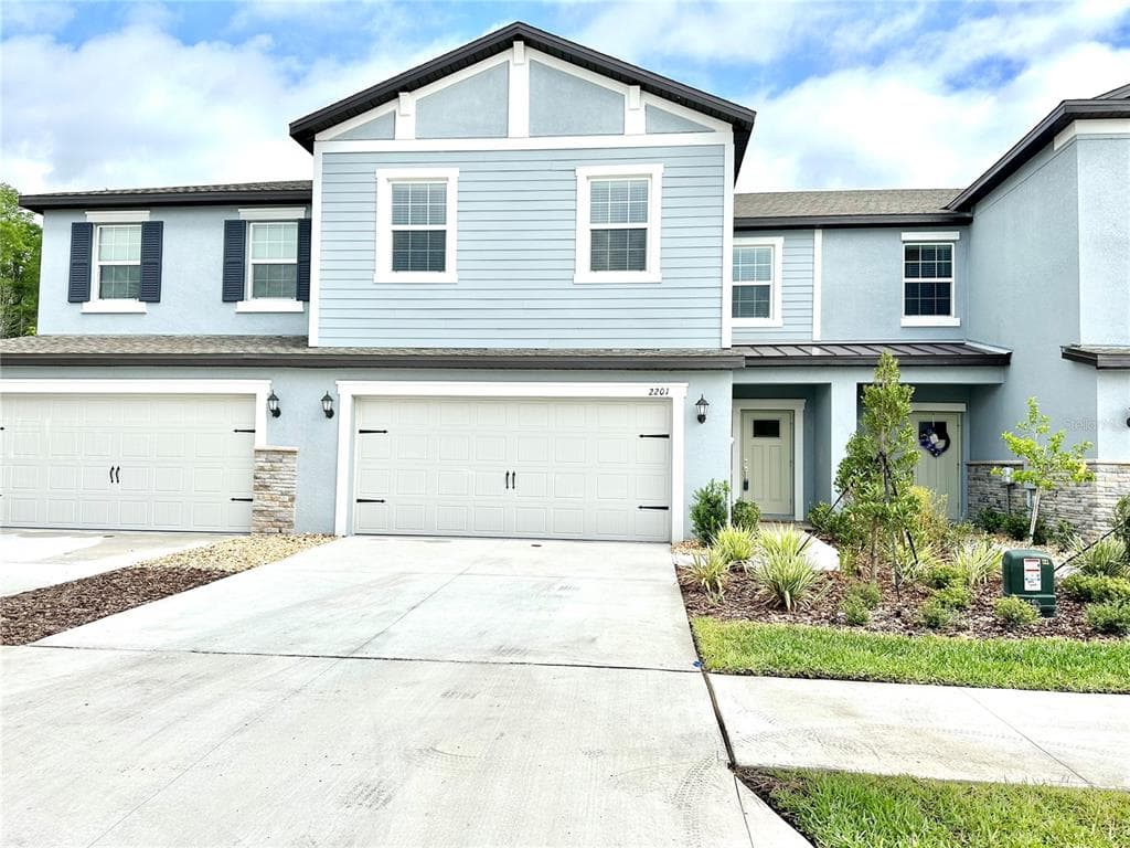 2201 CERULEAN SKY DRIVE LUTZ, FL 33558