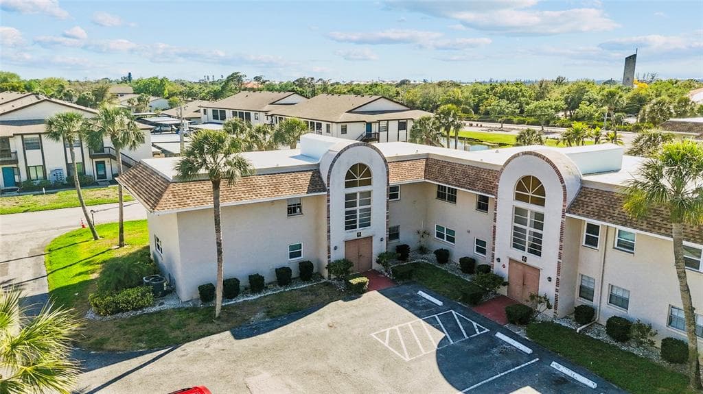 2727 75TH STREET W UNIT 8A2 BRADENTON, FL 34209