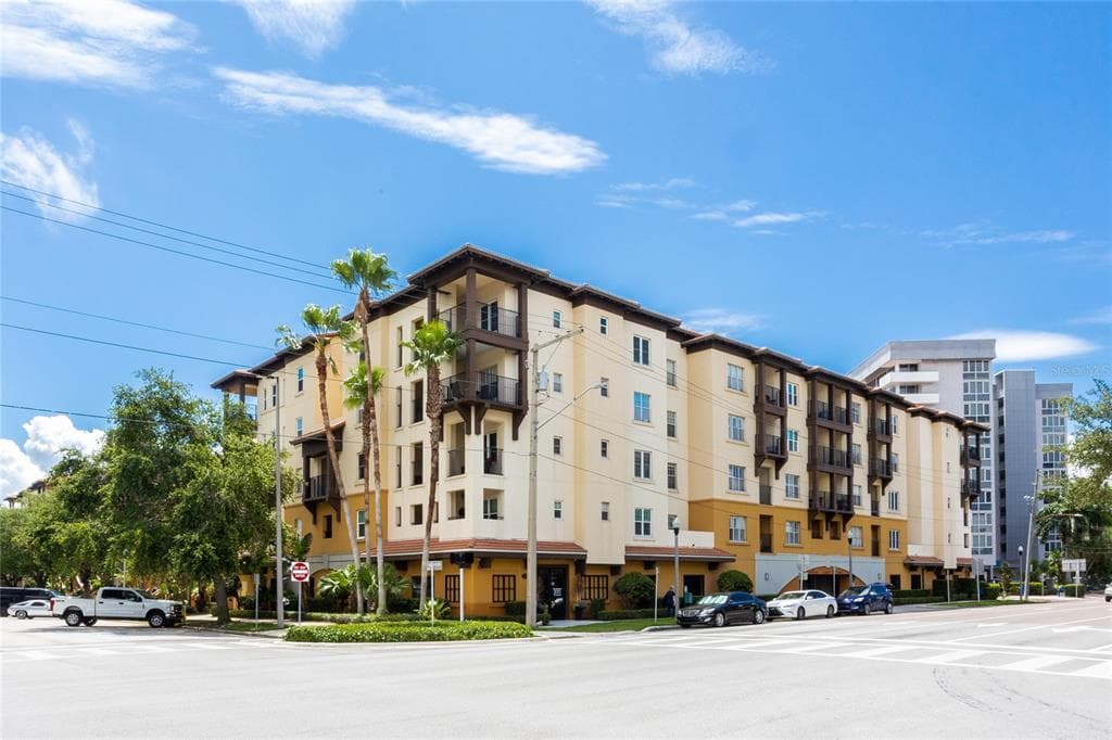 200 4TH AVENUE S UNIT 329 ST PETERSBURG, FL 33701