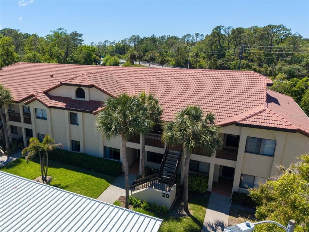 1801 E LAKE ROAD UNIT 20C PALM HARBOR, FL 34685