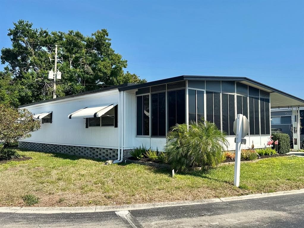 9790 66TH STREET N UNIT 470 PINELLAS PARK, FL 33782
