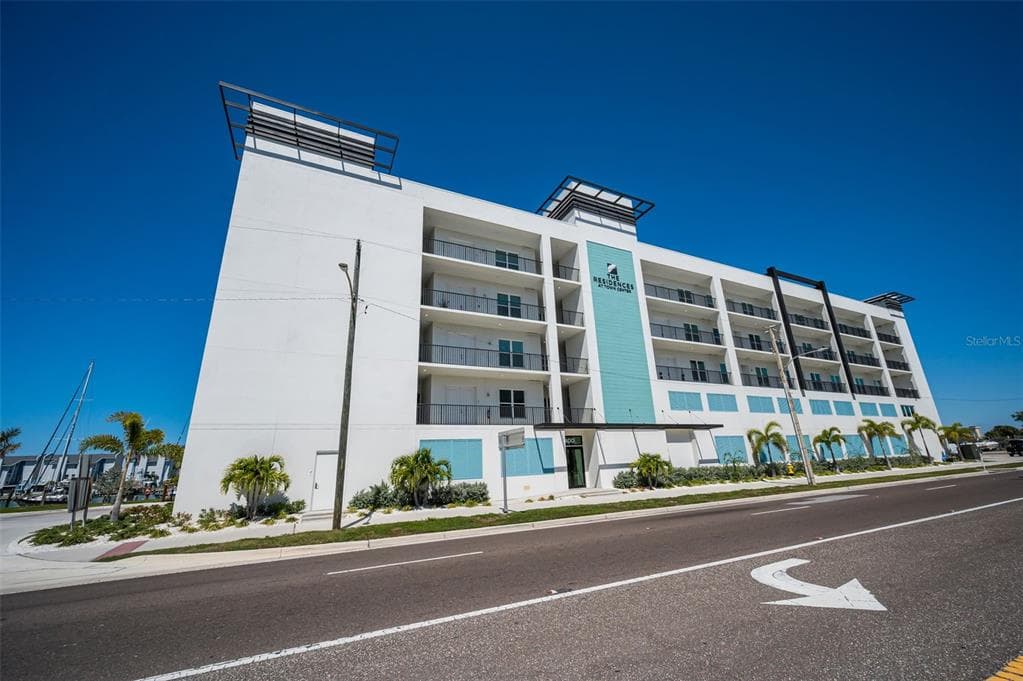 400 150TH AVENUE UNIT 207 MADEIRA BEACH, FL 33708