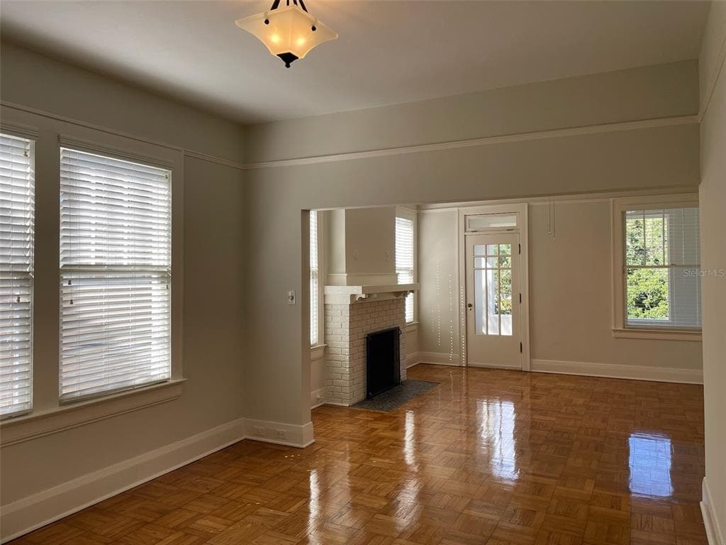 1806 W MORRISON AVENUE UNIT 4 TAMPA, FL 33606