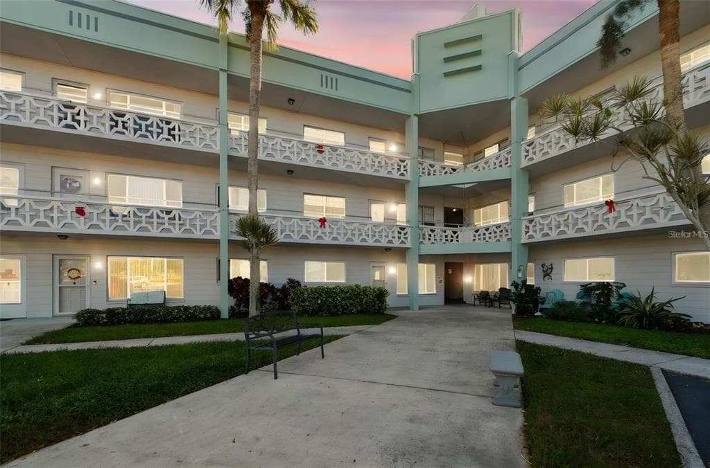 2455 FINLANDIA LANE UNIT 67 CLEARWATER, FL 33763