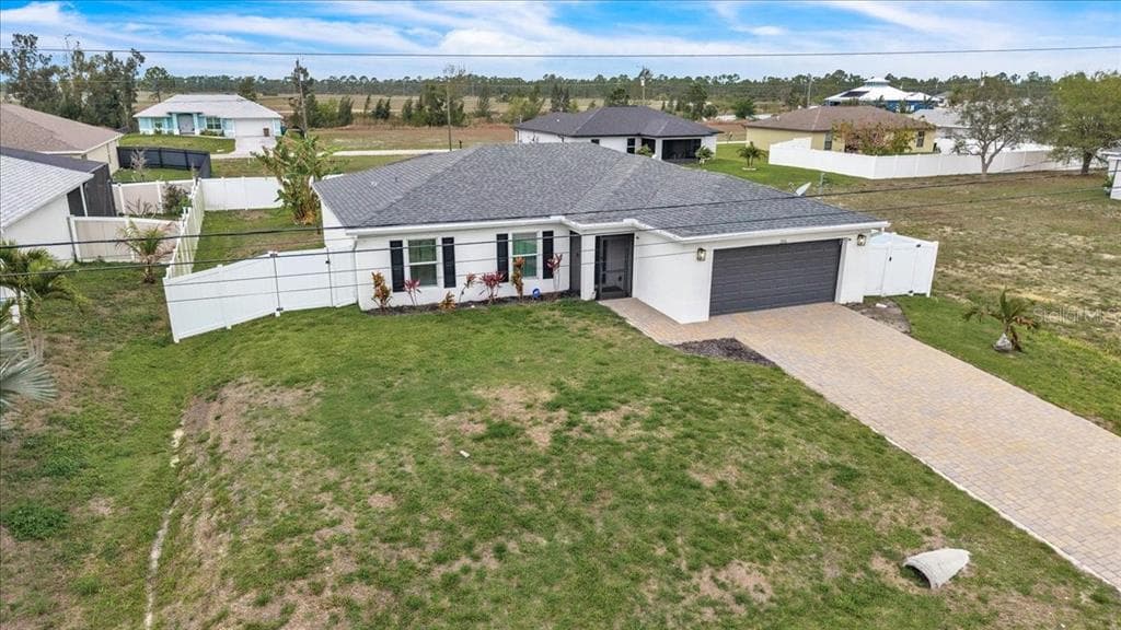 2816 NW 8TH PLACE CAPE CORAL, FL 33993