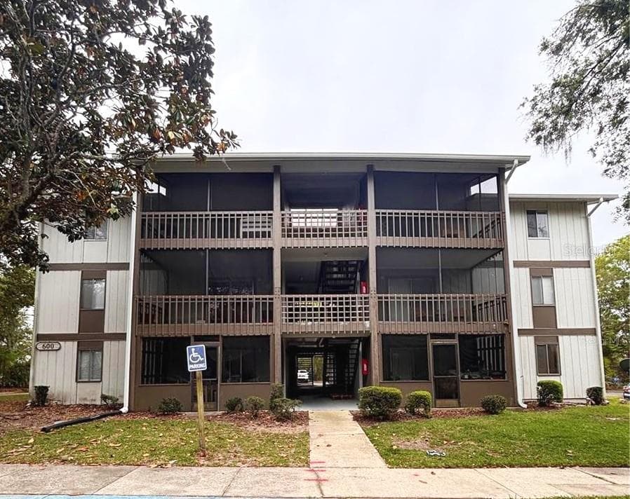 6519 W NEWBERRY ROAD UNIT 604 GAINESVILLE, FL 32605
