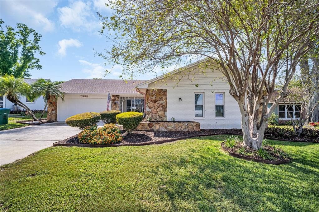 2938 MACALPIN DRIVE W PALM HARBOR, FL 34684
